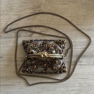 Embroidered Evening Clutch with Chain-vintage look